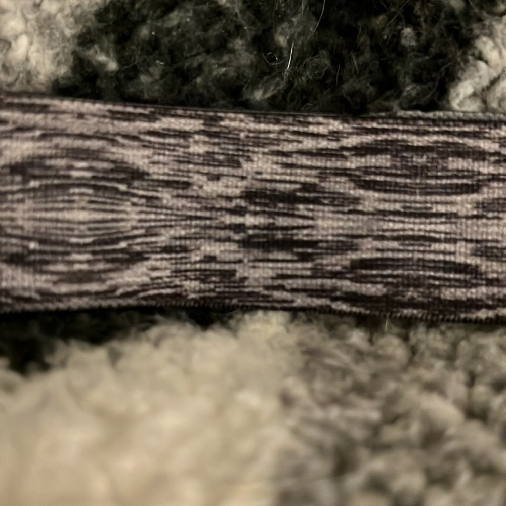 Two Headbands - Picture 4 of 4